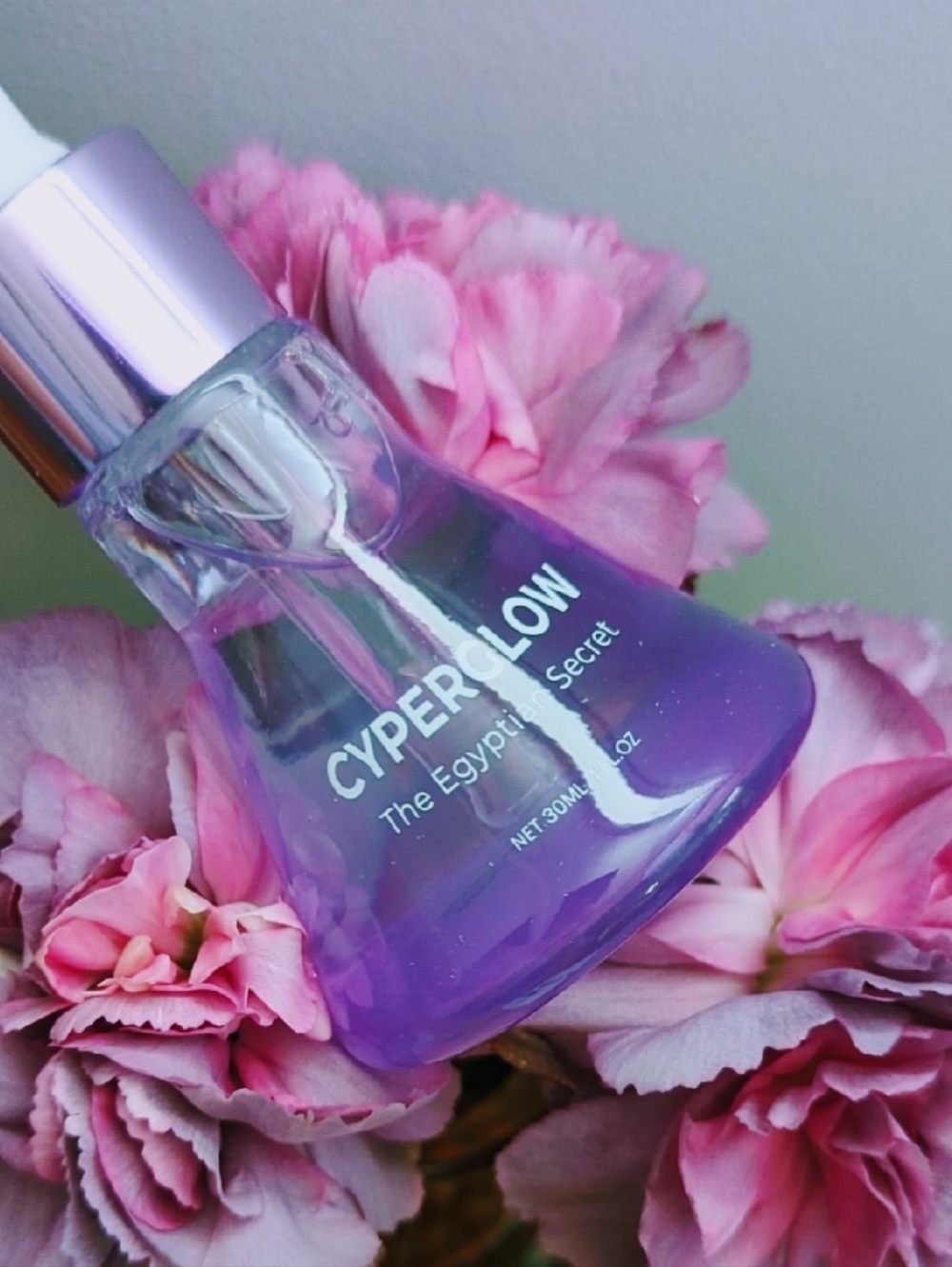 New In Box Cyperglow Natural Hair Removal Serum